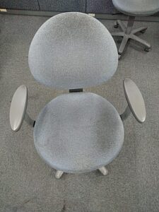 椅子クリーニング前