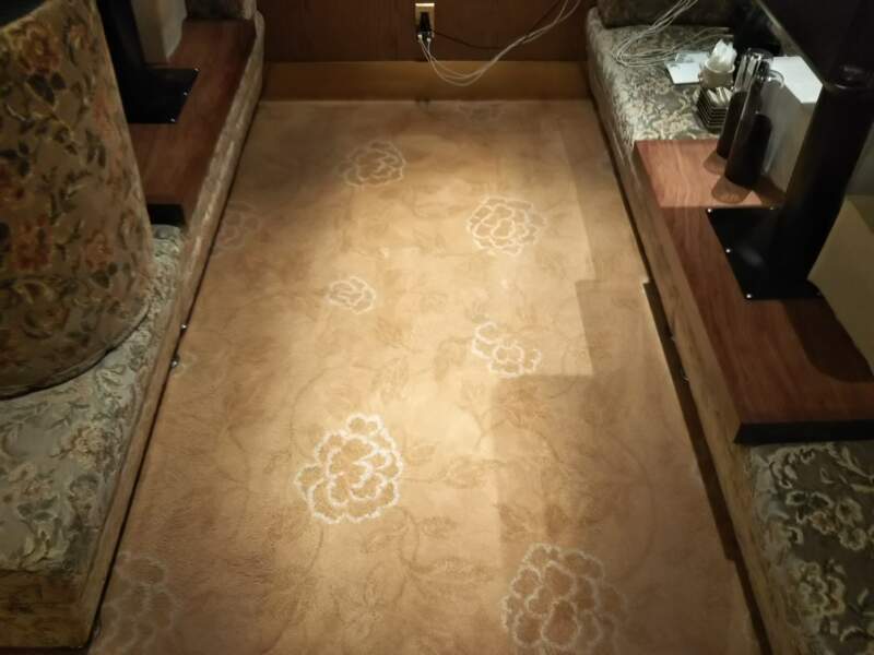 カーペットクリーニング