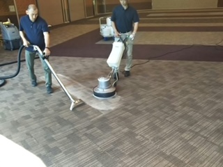 カーペットクリーニング