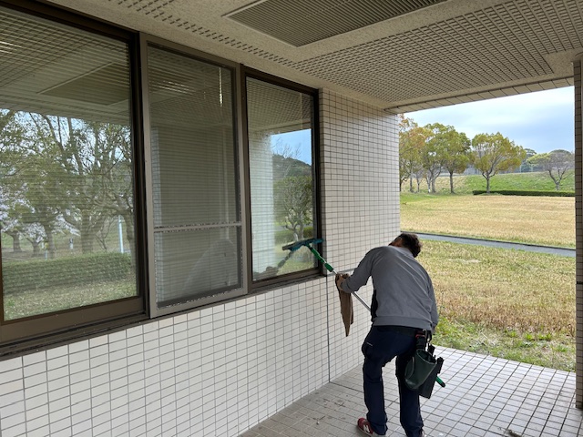 ガラス清掃