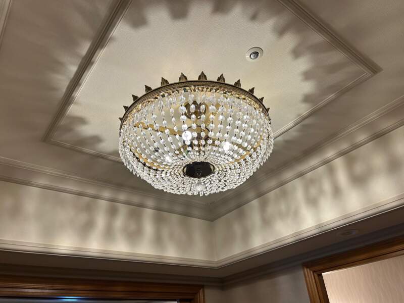 シャンデリアクリーニング