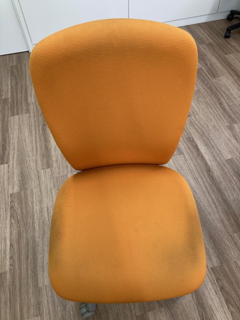 椅子クリーニング