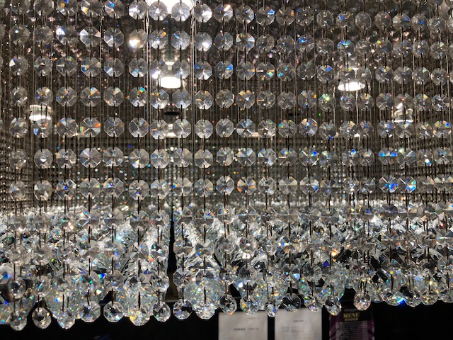 シャンデリアクリーニング